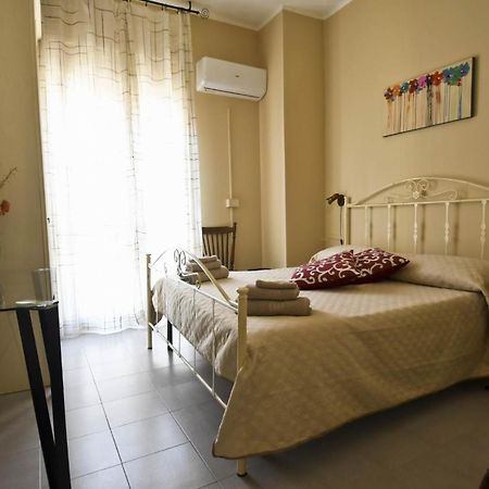 קאסטלסארדו B&B La Pianedda מראה חיצוני תמונה