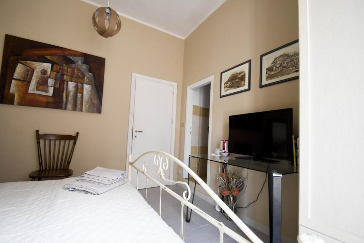 קאסטלסארדו B&B La Pianedda מראה חיצוני תמונה