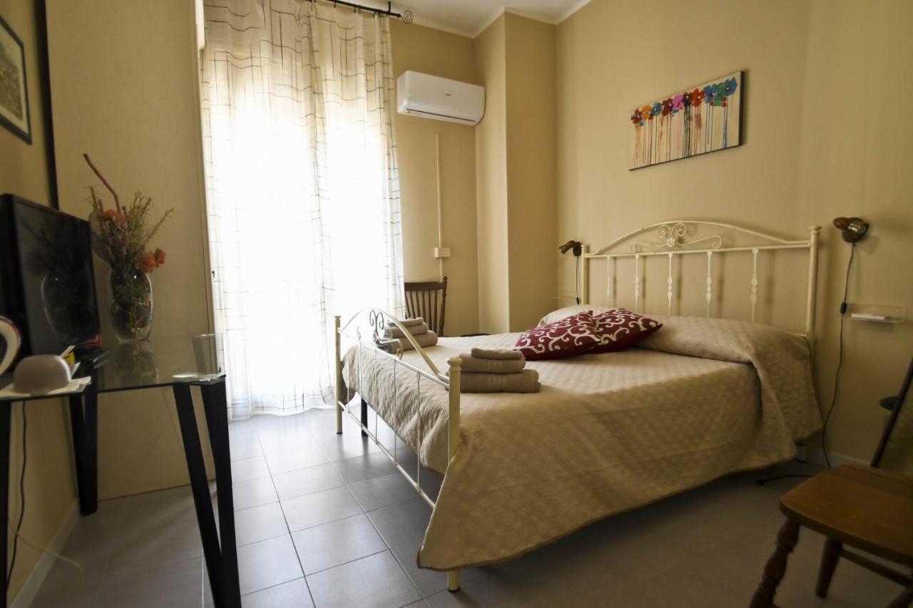 קאסטלסארדו B&B La Pianedda מראה חיצוני תמונה
