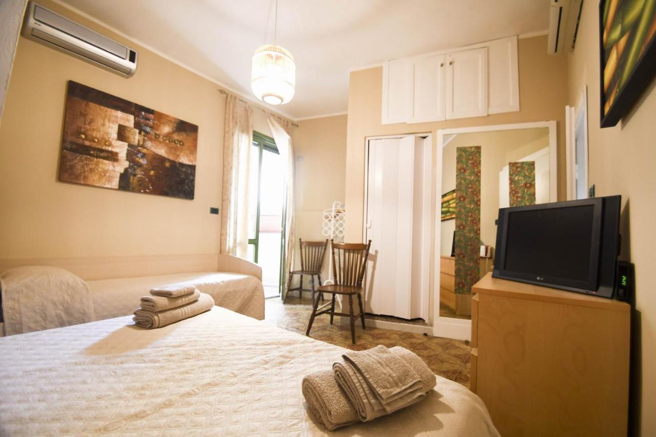 קאסטלסארדו B&B La Pianedda מראה חיצוני תמונה