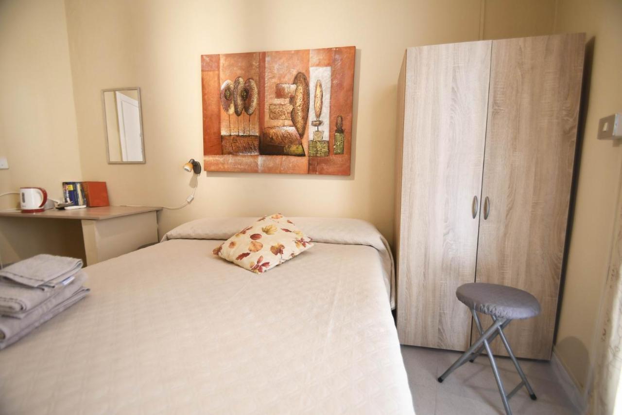 קאסטלסארדו B&B La Pianedda מראה חיצוני תמונה